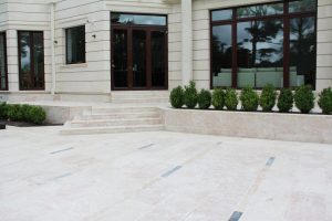 Crema Eda® Rosa Sandblasted Pavers