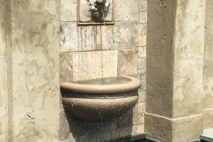 Grano SIlver® Antiqued Fountain wall