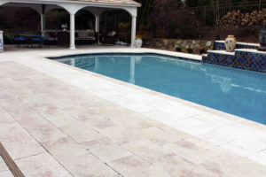 Crema Eda® Rosa Antiqued Pavers